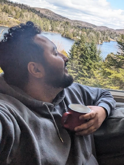 Calme Toi - Formateur OBNL - Comment ça se passe Calme Toi - Formateur OBNL - Ahmed Abidat Fondateur